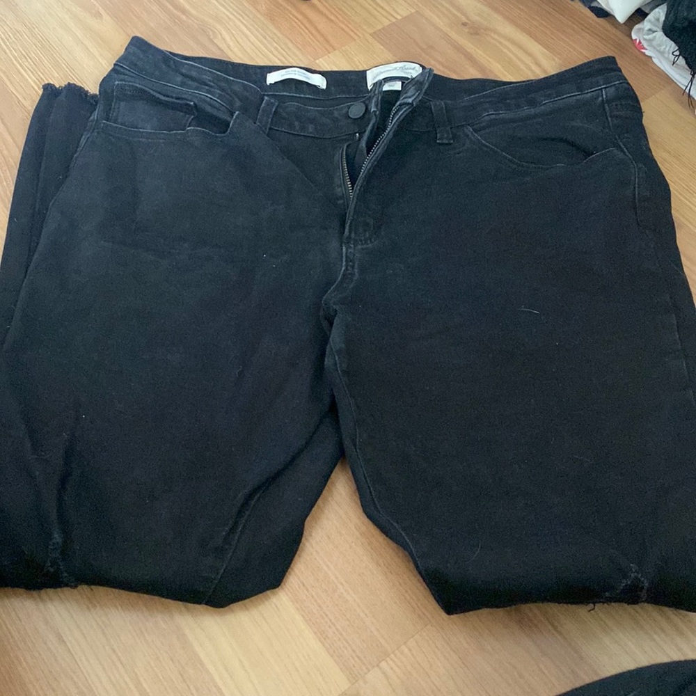 Black ripped jeans